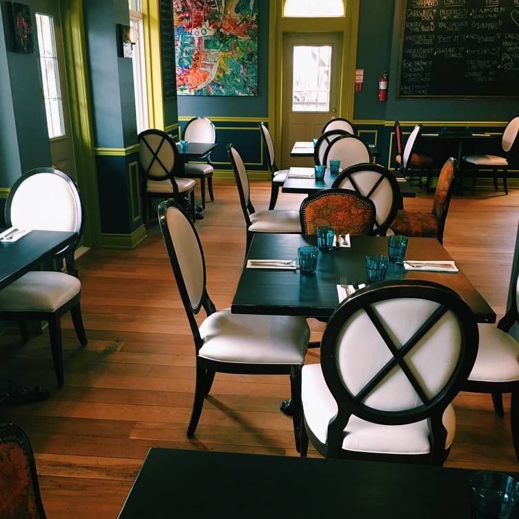 Best Restaurants in paris Ontario