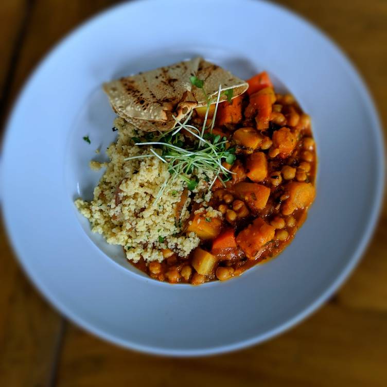 Restaurant in the Arlington Hotel